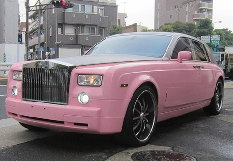  rolls-royce phantom diện cánh hồng - 2