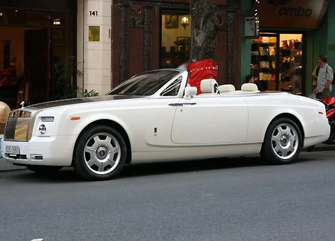  rolls-royce phantom drophead coupe thứ hai về việt nam - 2