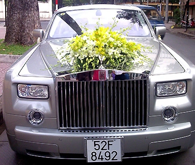  rolls-royce phantom làm xe hoa tại sài gòn - 1