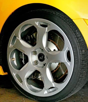  siêu xe lamborghini đầu tiên đến việt nam - 4