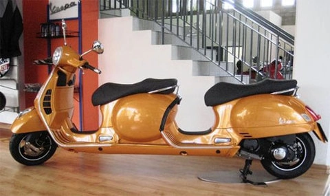  vespa bốn chỗ cho gia đình - 1