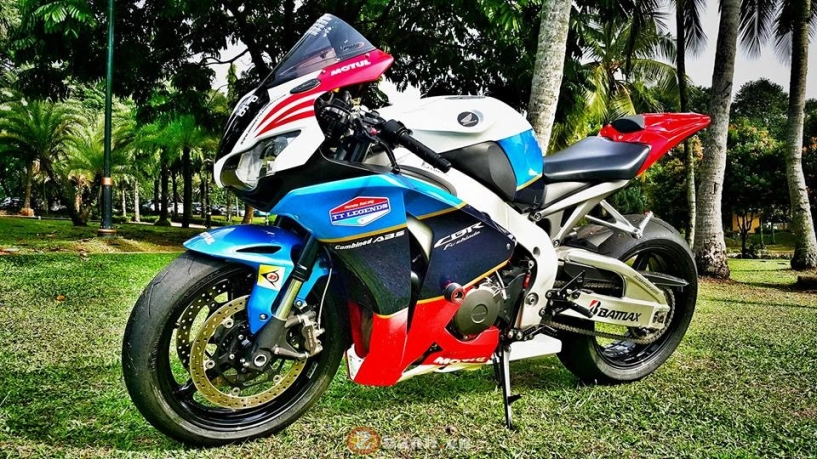 Cbr 1000rr tt legends quyến rũ bên bờ hồ - 2