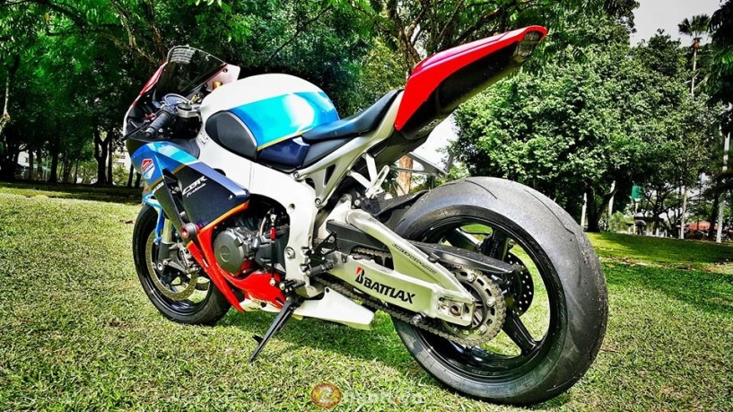 Cbr 1000rr tt legends quyến rũ bên bờ hồ - 12