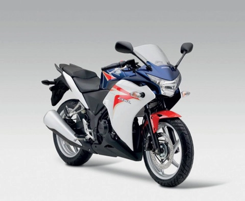  honda cbr250r có giá từ 3600 usd - 1