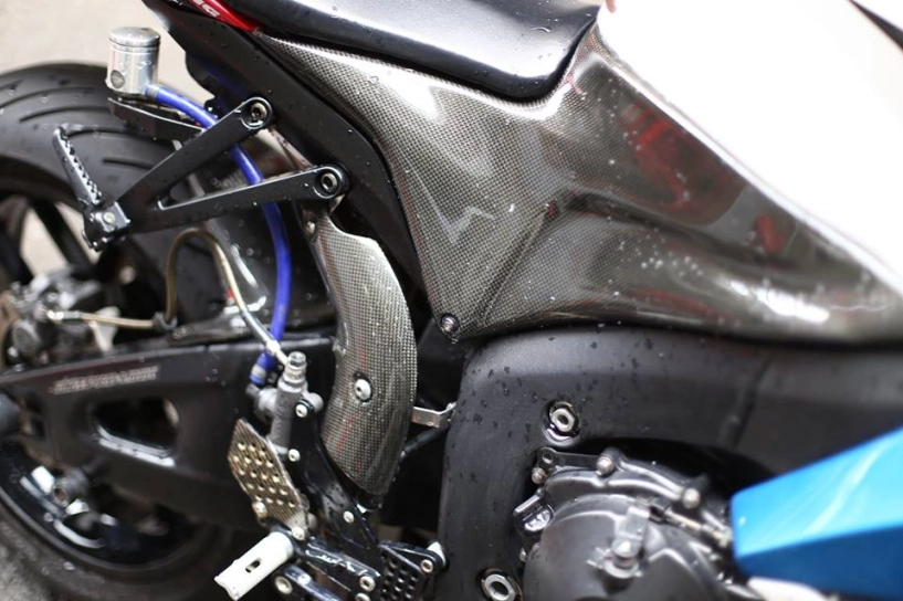 Honda cbr600rr vô cùng ấn tượng trong bản độ cực chất của biker việt - 4