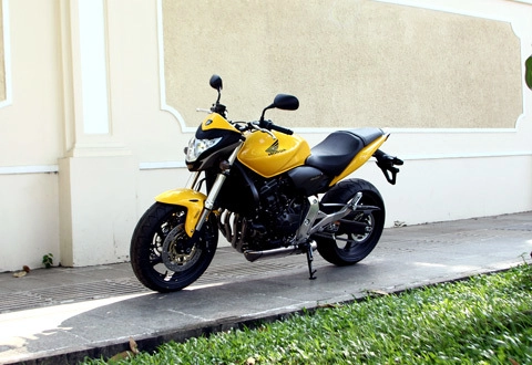  honda hornet 600 abs 2011 dưới nắng sài gòn - 1