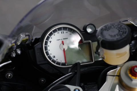  ngắm bmw s1000rr ở sài gòn - 5