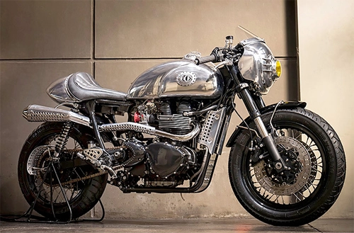  triumph thruxton độ - quái thú từ tương lai - 1