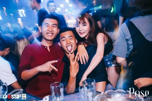 Ăn chơi điên cuồng miễn phí tại gossip pub mới siêu khủng và cực chất - 5