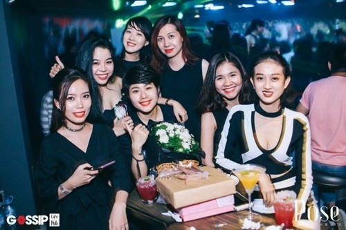 Ăn chơi điên cuồng miễn phí tại gossip pub mới siêu khủng và cực chất - 8