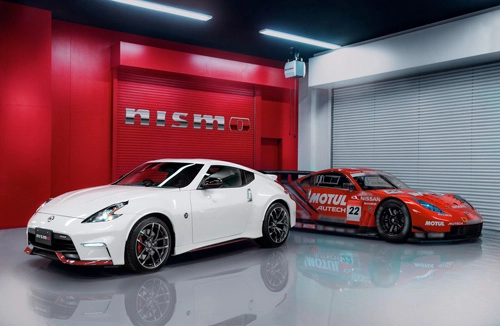  ảnh chi tiết nissan 370z nismo 2015 - 1