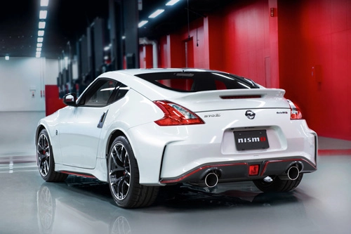  ảnh chi tiết nissan 370z nismo 2015 - 5