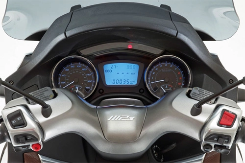  ảnh piaggio mp3 500 2015 - 9