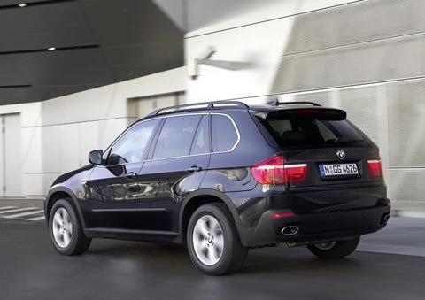  bmw ra mắt x5 chống đạn - 3