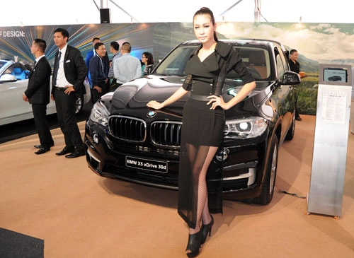  bmw tung x3 và x5 bản máy dầu vào việt nam - 2