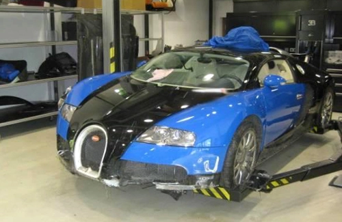  bỏ 250000 usd để mua siêu xe bugatti veyron bị tai nạn - 1