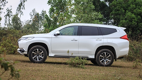  chi tiết mitsubishi pajero sport thế hệ mới tại hà nội - 1