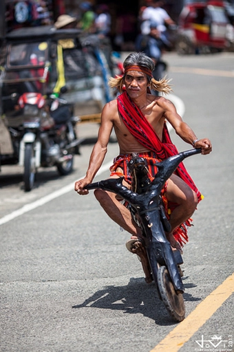  đua scooter gỗ ở philippines - 1