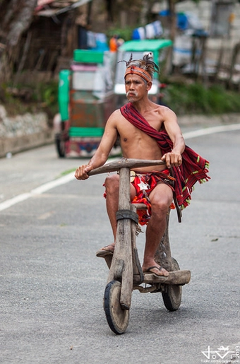  đua scooter gỗ ở philippines - 4