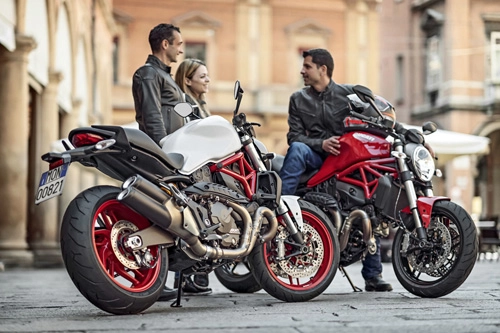  ducati ra mắt monster 821 giá từ 11000 usd - 1