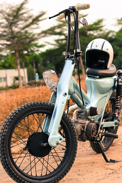  honda cub bobber độc đáo của sinh viên việt - 5