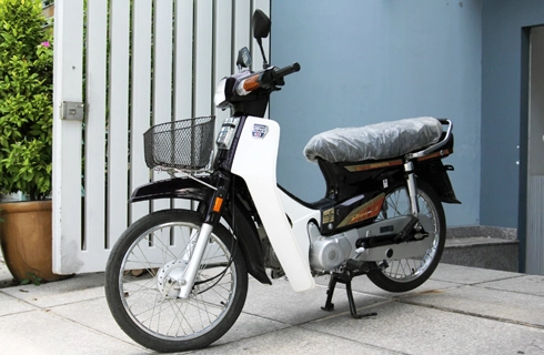  honda dream ii rao giá kỷ lục 250 triệu đồng - 1