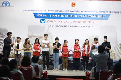  honda việt nam đào tạo kỹ năng lái ôtô cho sinh viên - 1