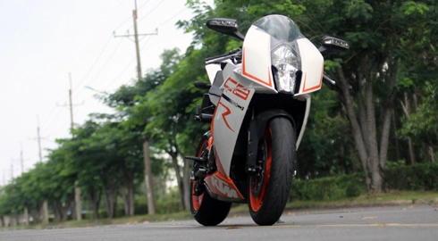  ktm rc8 1190 r - cỗ máy đua châu âu trên đất việt - 2