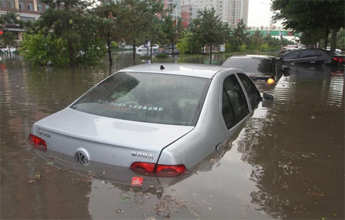  ôtô ngập nước ở trung quốc - 1