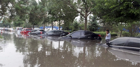  ôtô ngập nước ở trung quốc - 4