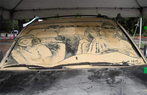  ôtô phủ bụi thành tác phẩm nghệ thuật - 10