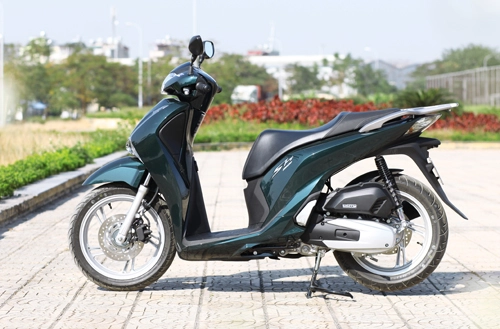  tăng phí trước bạ với honda sh và air blade - 1