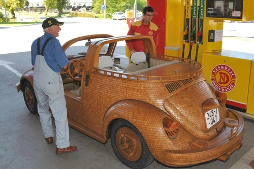  volkswagen beetle bọc gỗ - 4