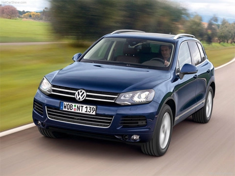  volkswagen công bố giá bán touareg 2011 - 1