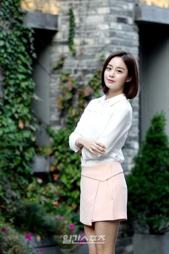 Bí quyết thời trang để kim tae hee trẻ như 18 khi đã gần 40 - 5