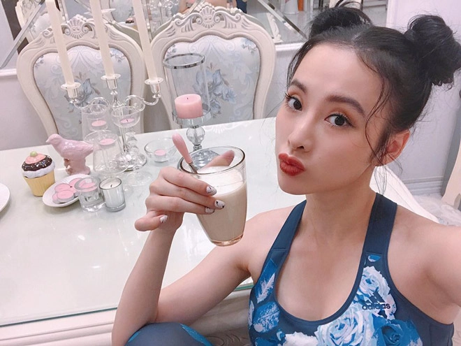 Ai ở nhà xuề xòa chứ riêng angela phương trinh luôn sexy mọi hoàn cảnh - 6