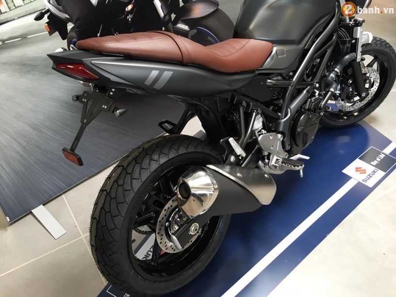 Bản độ scrambler đẹp hút hồn của suzuki sv650 2017 - 5