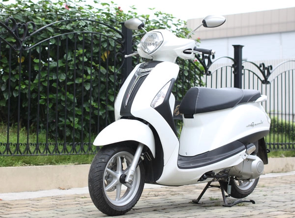 Bảng giá xe tay ga honda yamahamới nhất 2016 - 3