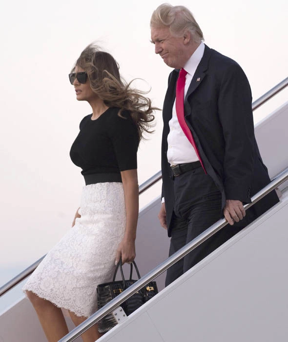 Bí ẩn thời trang hút triệu lượt view của đệ nhất phu nhân mỹ melania trump - 8