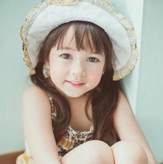 Cô bé 5 tuổi có gương mặt hoàn hảo nhất thái lan lớn lên có còn xinh xắn - 1