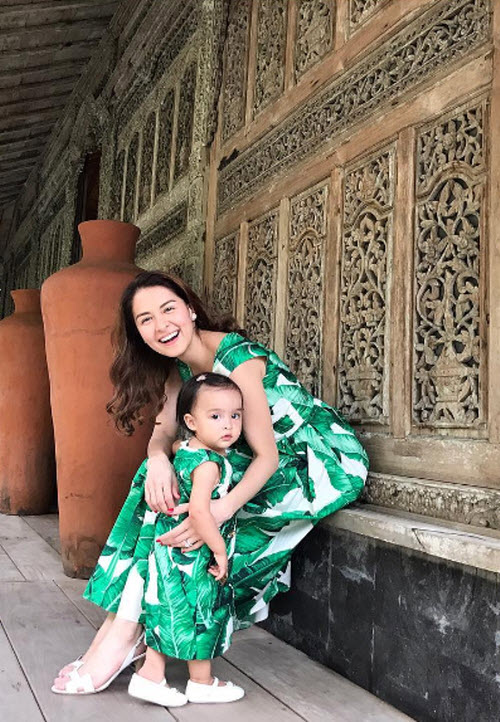 Fan thổn thức vì mẹ con mỹ nhân đẹp nhất philippines xinh xuất sắc như chị em sinh đôi - 1