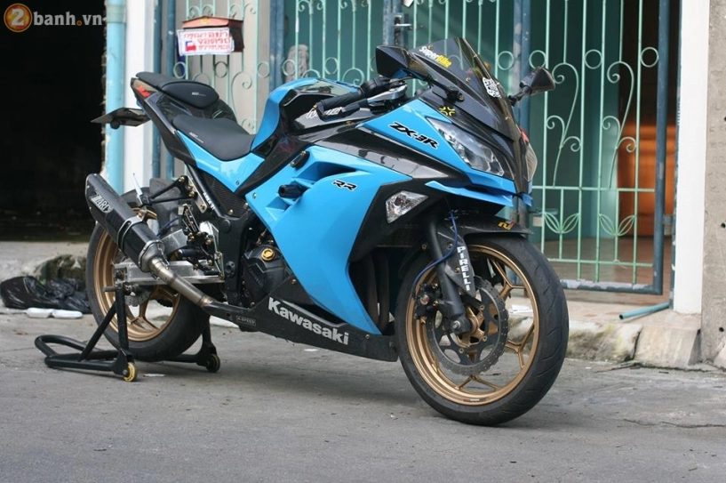 Kawasaki ninja 300 cực chất trong sắc xanh đầy nổi bật - 1
