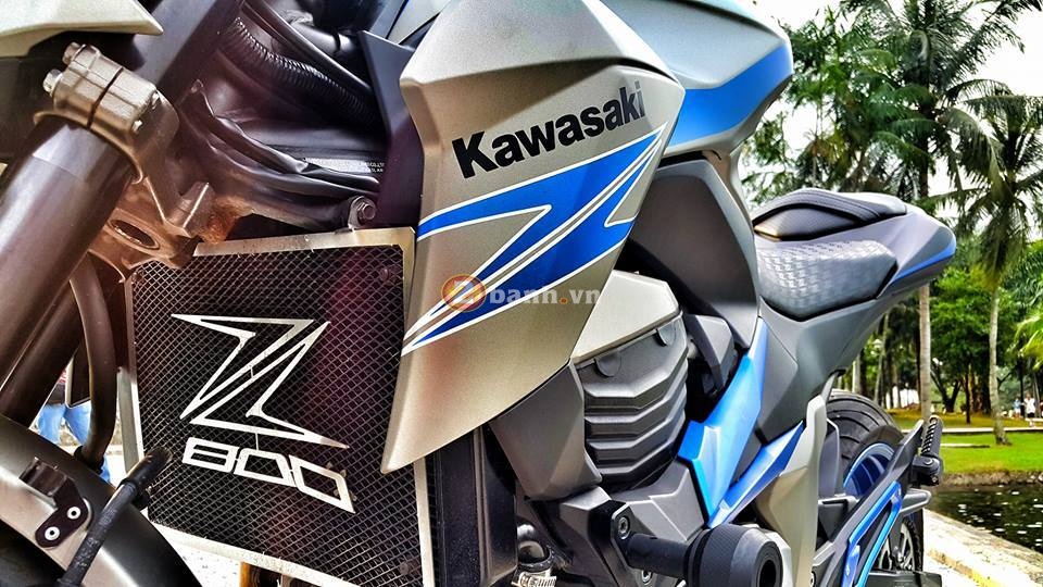 Kawasaki z800 matte grey-blue oceankhi sắc màu lên tiếng - 5