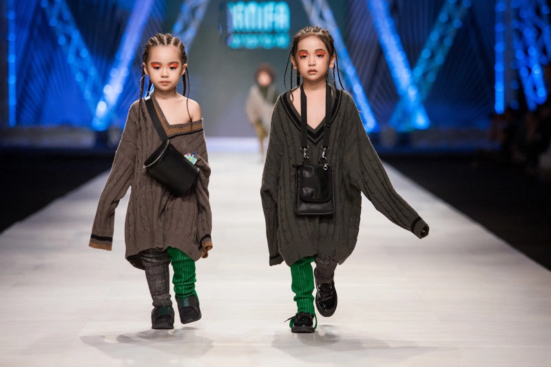 Khi những cô cậu mẫu nhí này catwalk vnfw đã không còn là sân chơi chỉ dành cho người lớn - 3