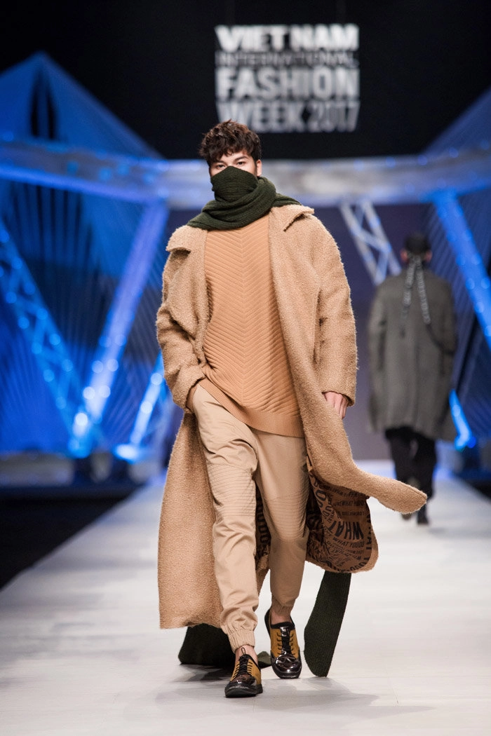 Khi những cô cậu mẫu nhí này catwalk vnfw đã không còn là sân chơi chỉ dành cho người lớn - 17