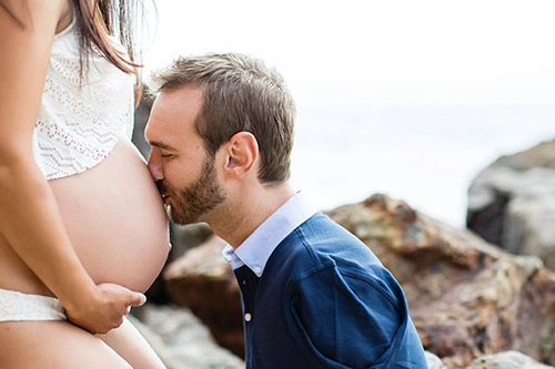 Không ngờ sau khi sinh 1 năm con trai nick vujicic đã lớn và đáng yêu đến thế này - 2