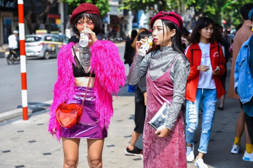 Street style fashion week cuộc chơi màu sắc đầy cá tính của giới trẻ - 8