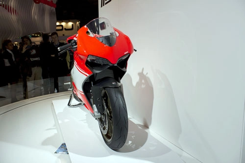  ảnh chi tiết ducati superleggera - 2