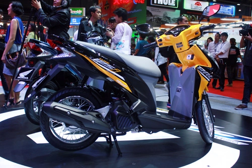  ảnh chi tiết honda click 125i racing - 4