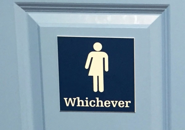Bật cười với những tấm biển chỉ dẫn toilet ngộ nghĩnh nhất thế giới - 8